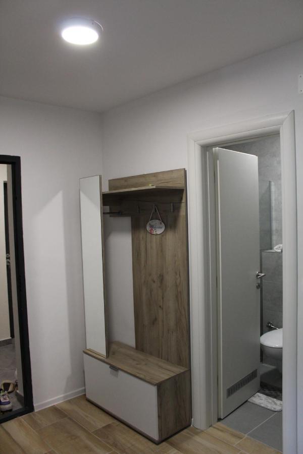 Vip Apartment Високо Екстериор снимка